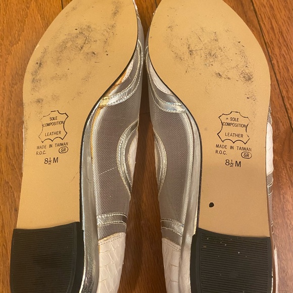 Nina white flat shoes - Picture 3 of 4